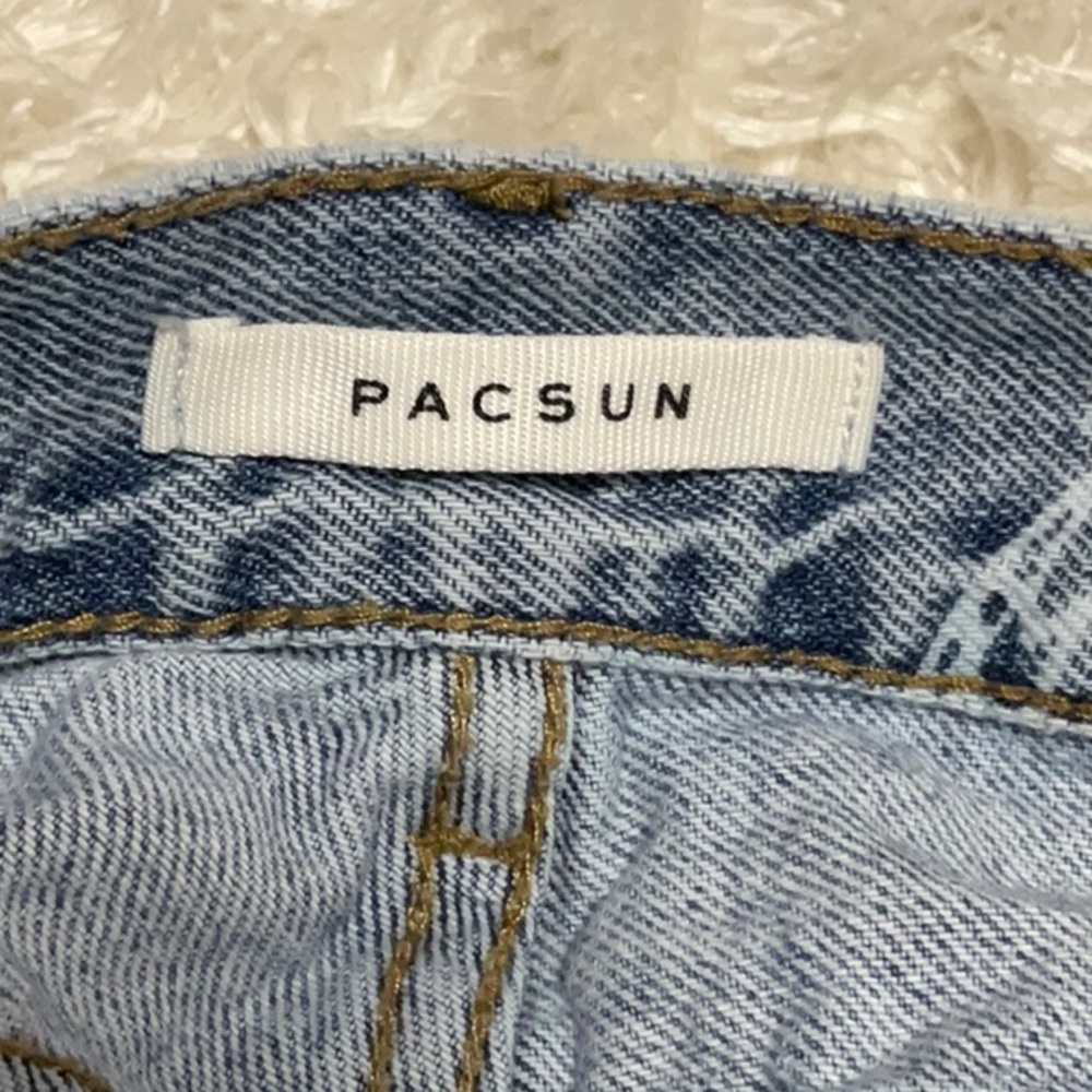 BUTTERFLY  HIGH RISE PACSUN JEANS - Picture 3 of 3